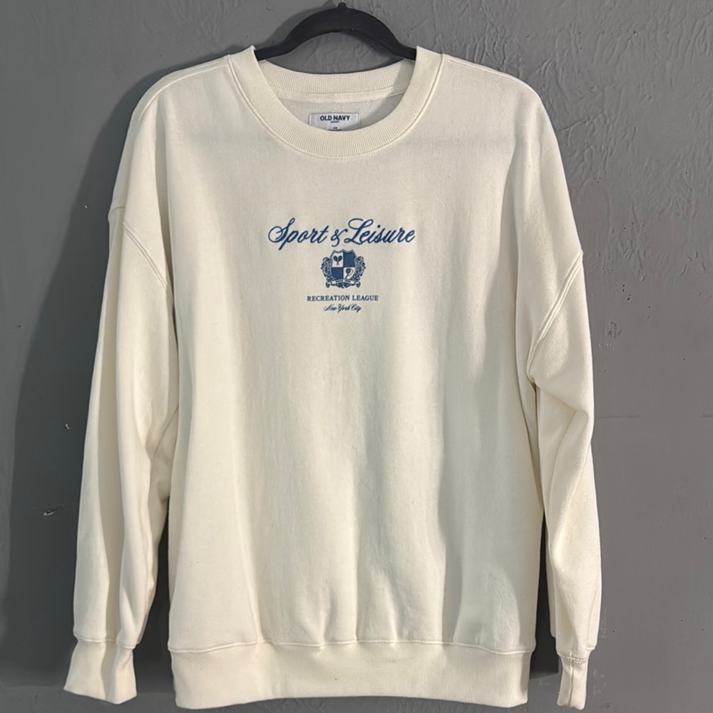 Old Navy Cream Crewneck Sweater Classic Style